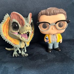 Jurassic Park Dennis Nedry and Dilophosaurus Funko pop *no box*